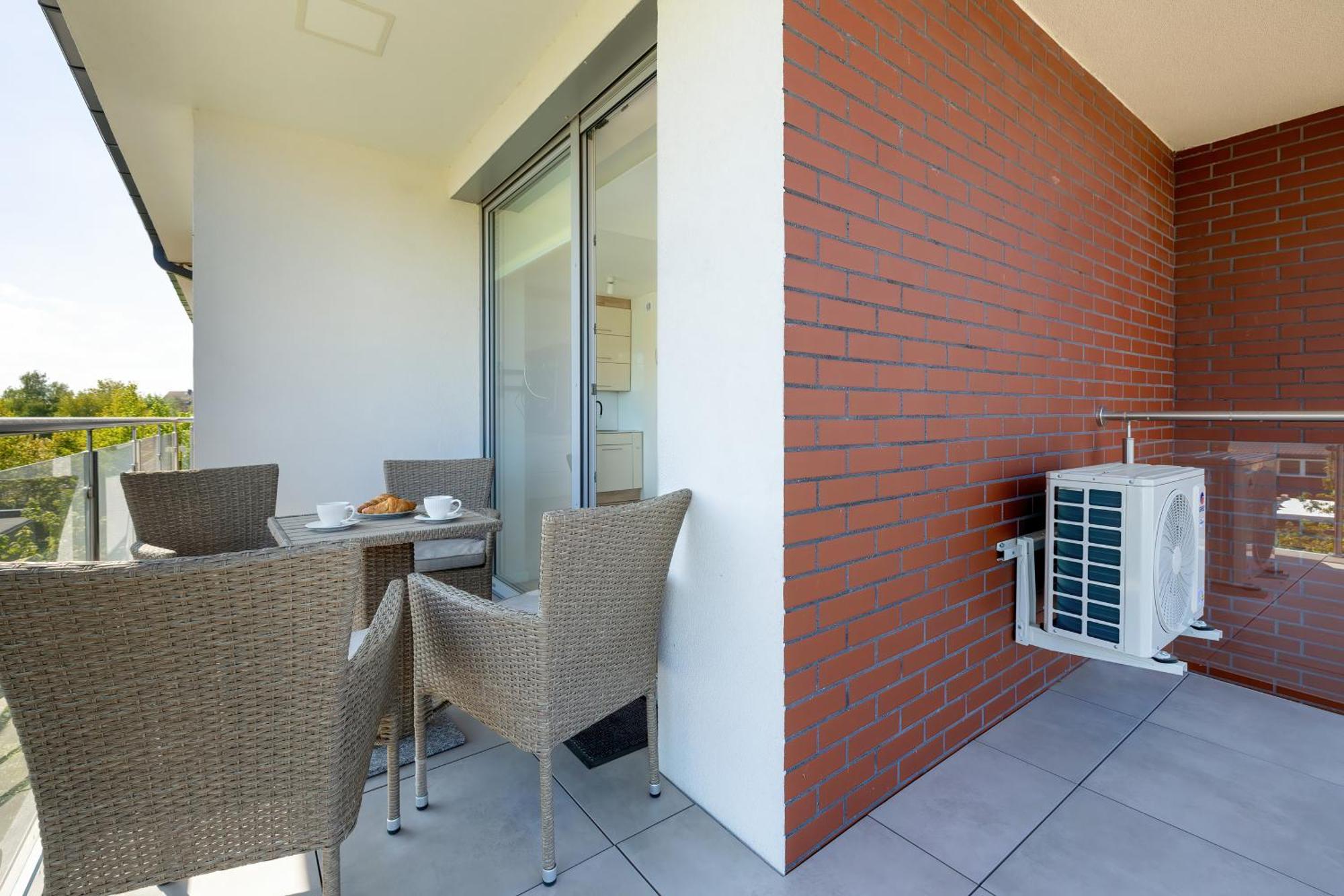 Klifowa Resort With Spa, Fitness & Kids Club By Noclegi Renters Rewal Exterior foto